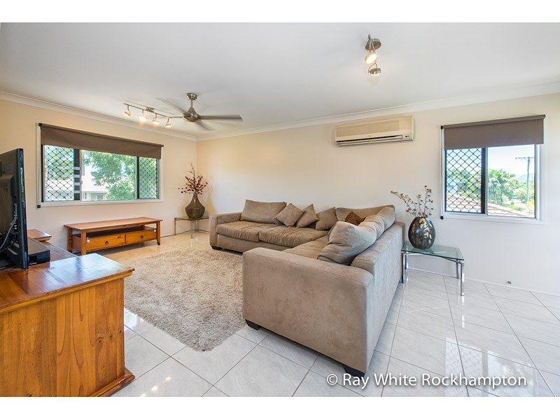 19 Webber Avenue, Kawana QLD 4701