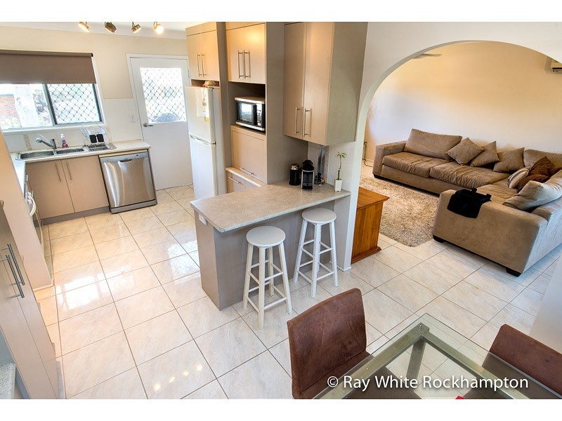 19 Webber Avenue, Kawana QLD 4701