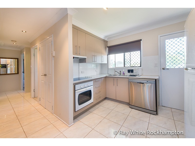 19 Webber Avenue, Kawana QLD 4701