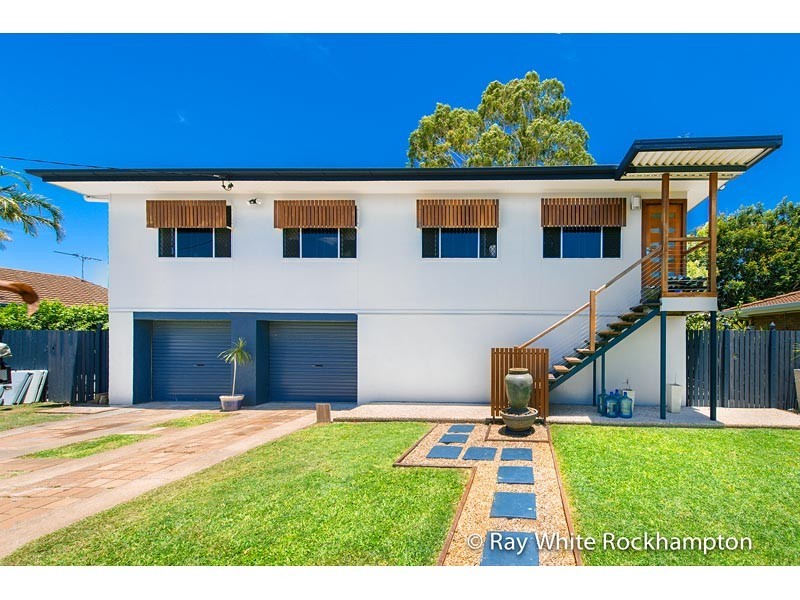 19 Webber Avenue, Kawana QLD 4701