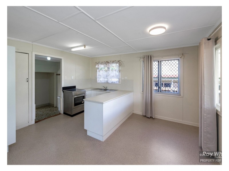 209 Earl Street, Berserker QLD 4701