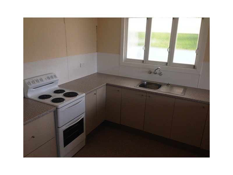 390 Dean Street, Frenchville QLD 4701