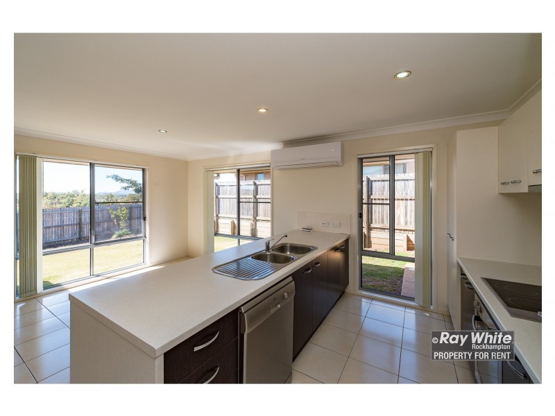 18 Leichhardt Drive, Gracemere QLD 4702
