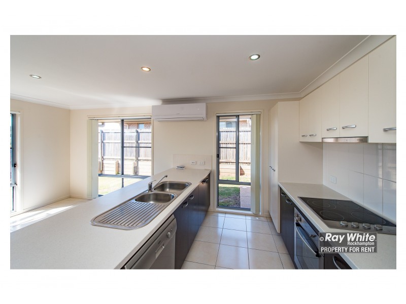 18 Leichhardt Drive, Gracemere QLD 4702