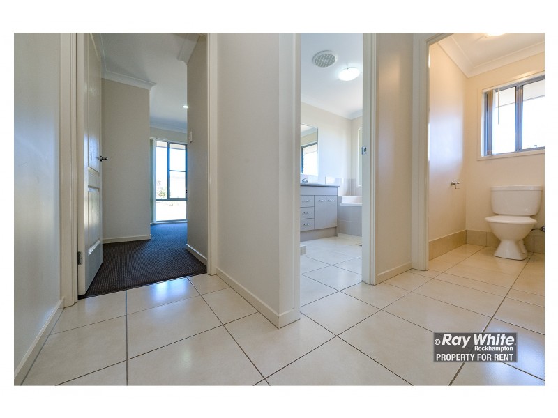 18 Leichhardt Drive, Gracemere QLD 4702