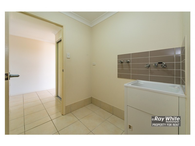 18 Leichhardt Drive, Gracemere QLD 4702