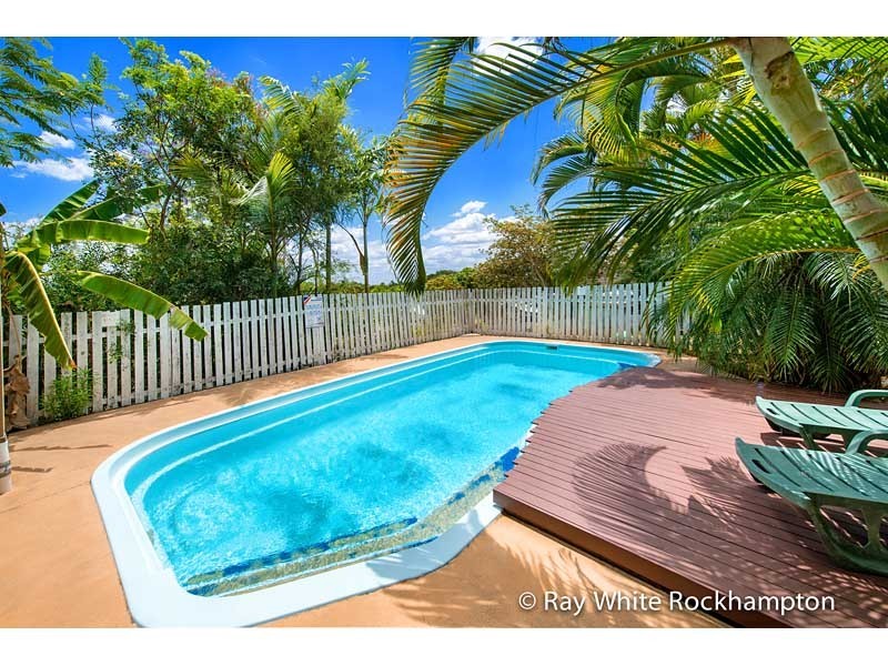 2/34 Wentworth Terrace, The Range QLD 4700