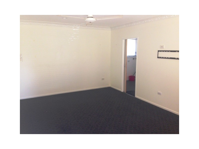 21 Van Haeren Street, Kawana QLD 4701