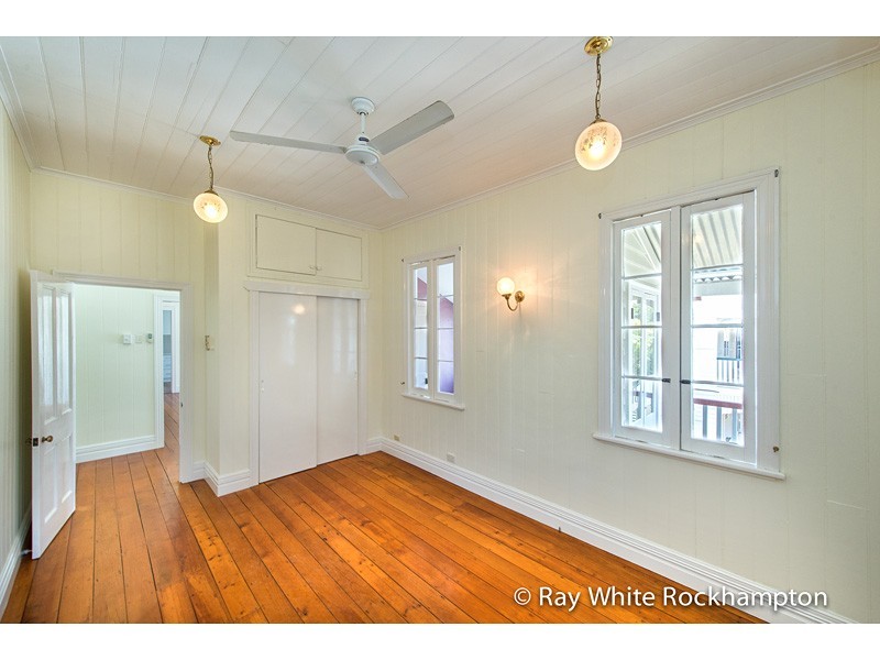 20 Brecknell Street, The Range QLD 4700