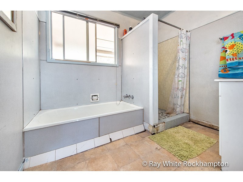 30 Livermore Street, Wandal QLD 4700