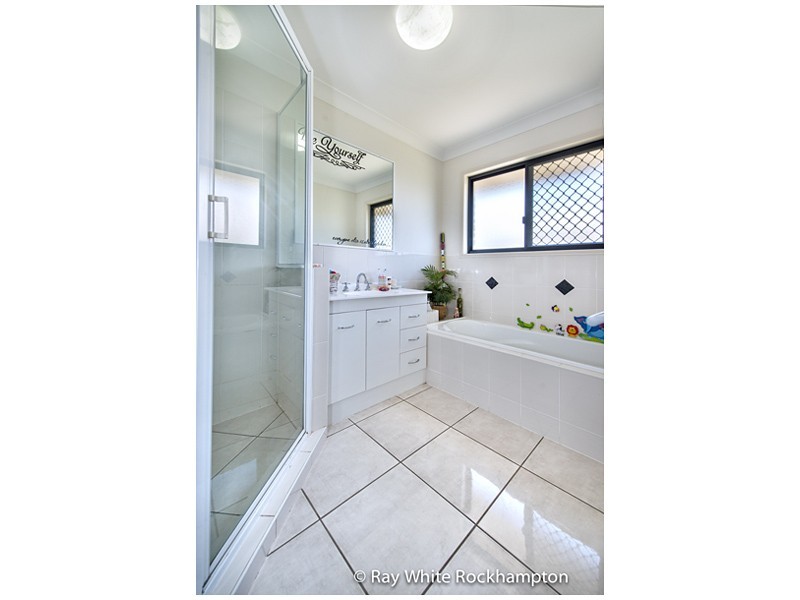 1 Joseph Street, Gracemere QLD 4702