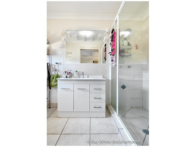 1 Joseph Street, Gracemere QLD 4702