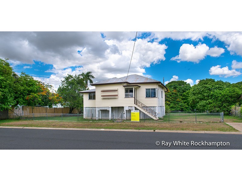 293 Pine Street, Berserker QLD 4701