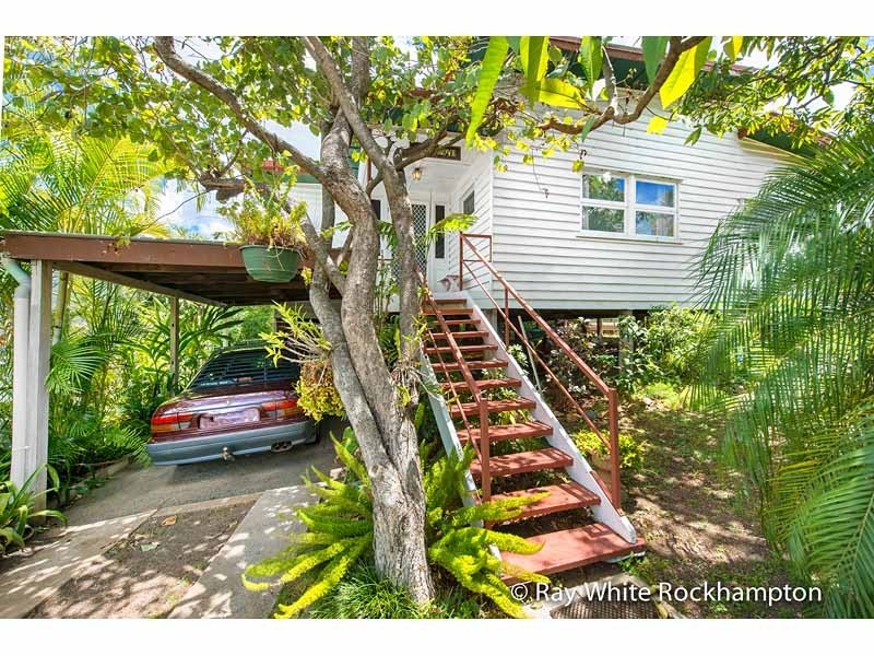 151 Caroline Street, The Range QLD 4700