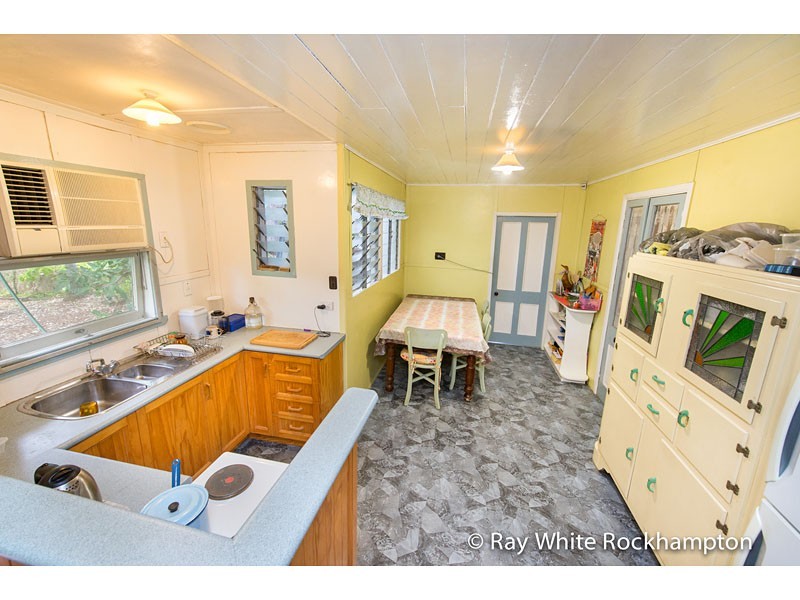 151 Caroline Street, The Range QLD 4700