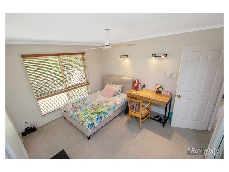 17 Jeffries Street, The Range QLD 4700