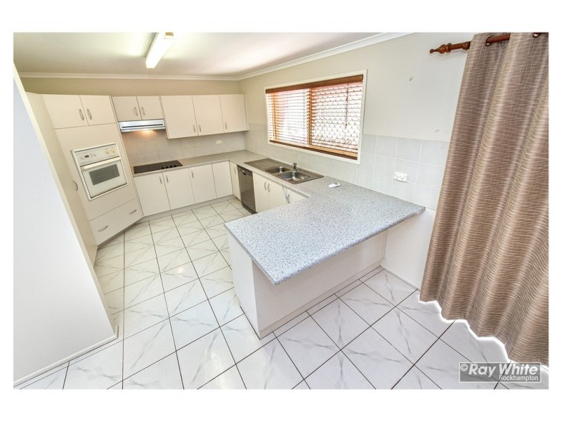 17 Jeffries Street, The Range QLD 4700
