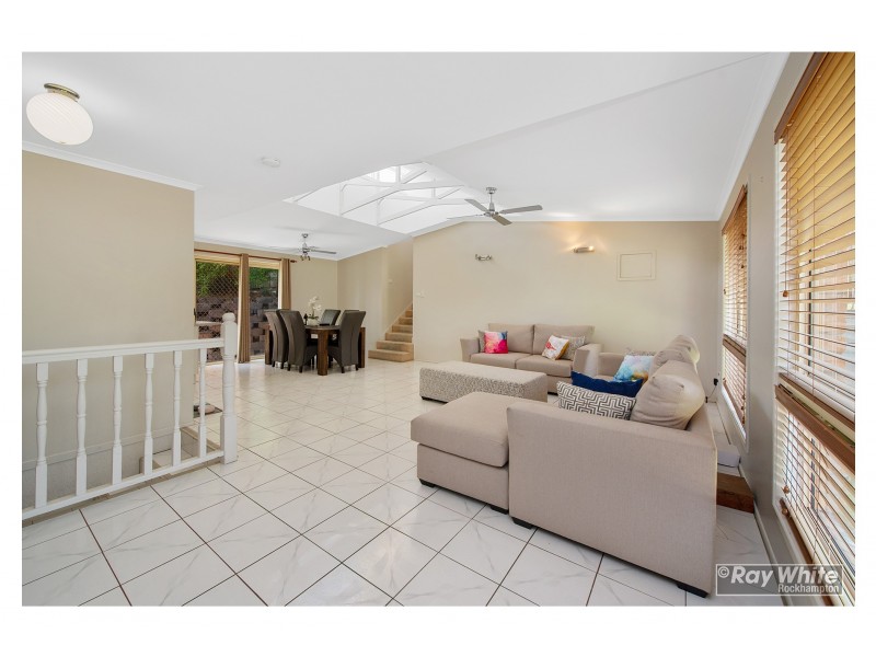 17 Jeffries Street, The Range QLD 4700