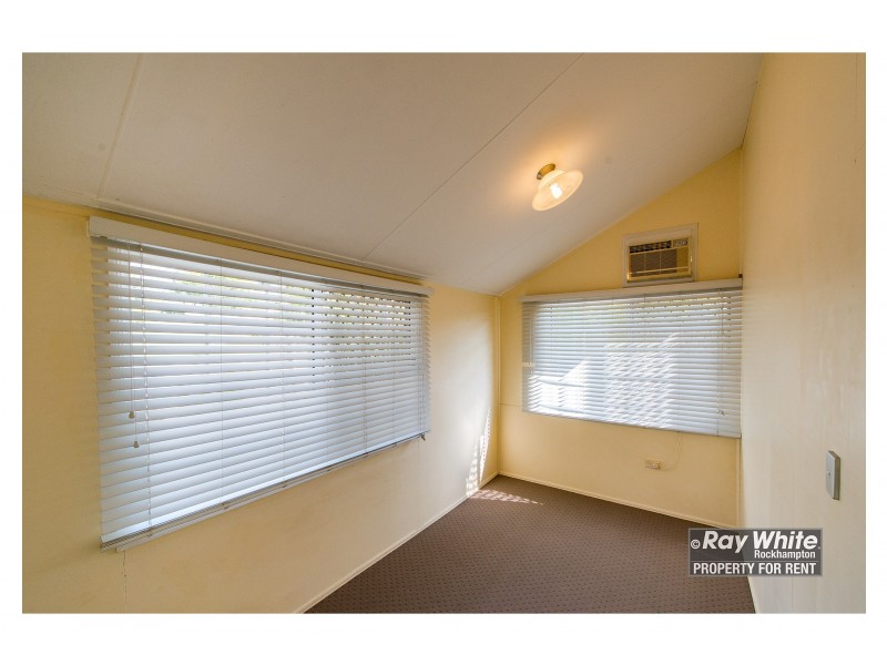 52 Wentworth Terrace, The Range QLD 4700