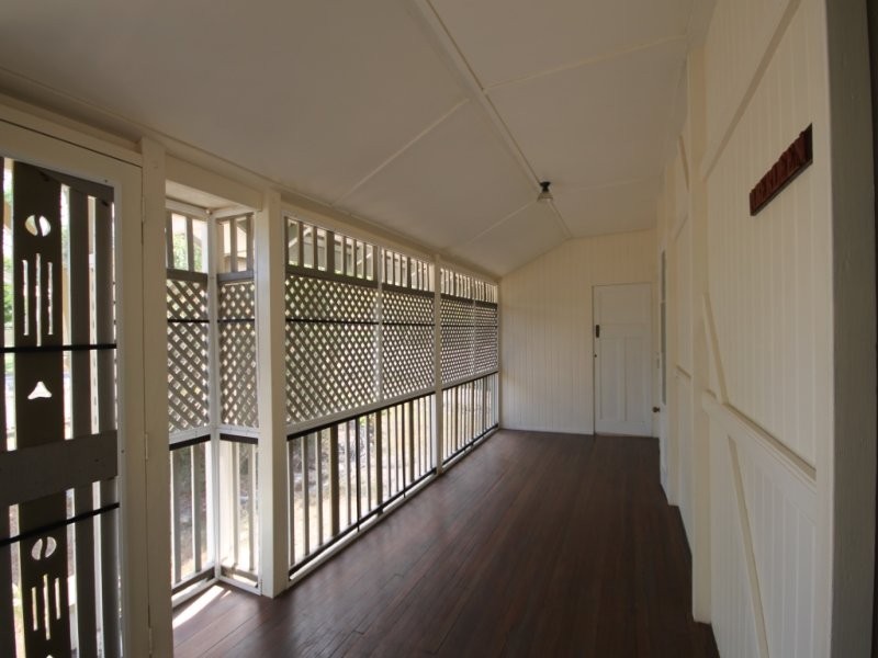 18 Penlington Street, Allenstown QLD 4700