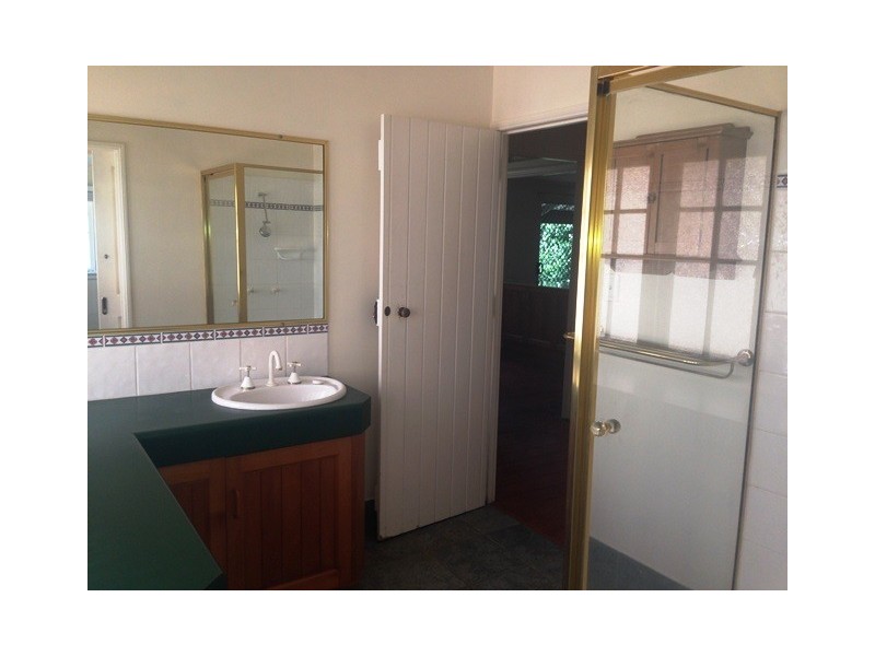 18 Penlington Street, Allenstown QLD 4700