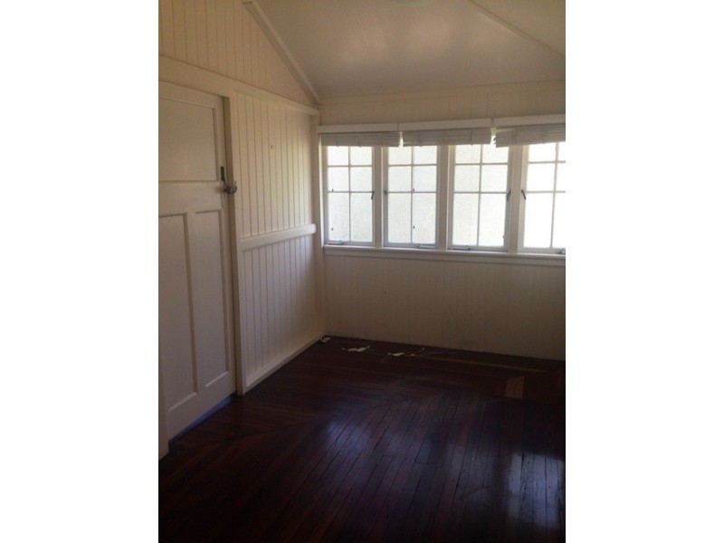 18 Penlington Street, Allenstown QLD 4700