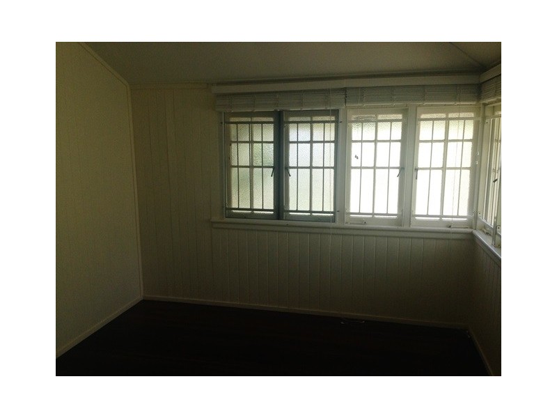 18 Penlington Street, Allenstown QLD 4700