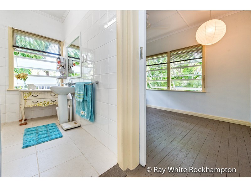 45 Albert Street, The Range QLD 4700
