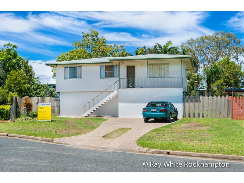 16 Schwarten Street, Kawana QLD 4701