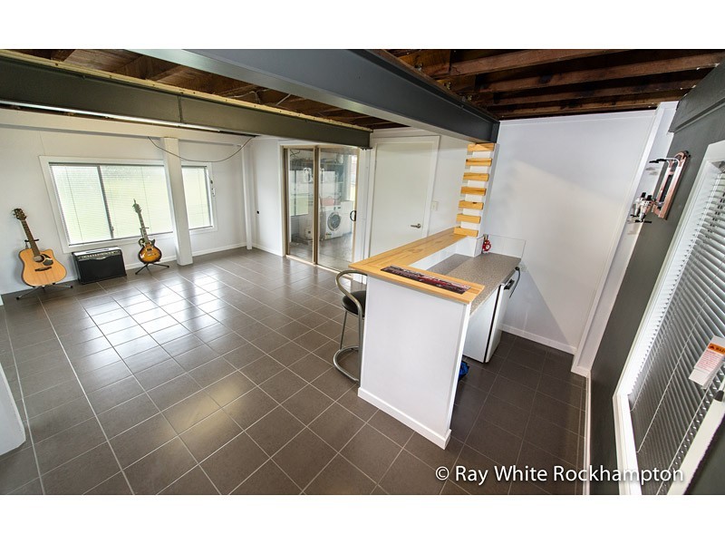 381 Rockonia Road, Koongal QLD 4701