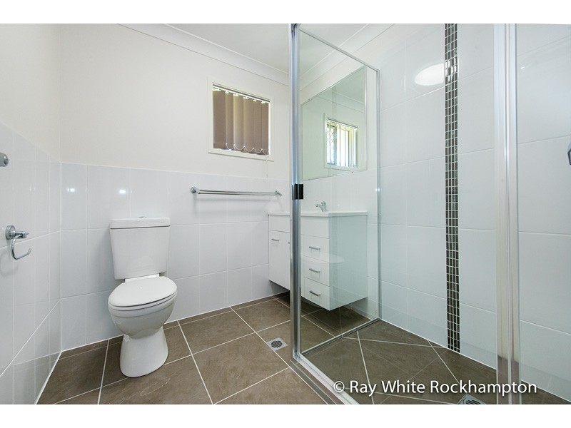 40 Brosnan Crescent, Parkhurst QLD 4702