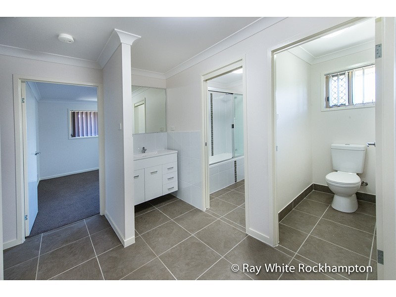 40 Brosnan Crescent, Parkhurst QLD 4702