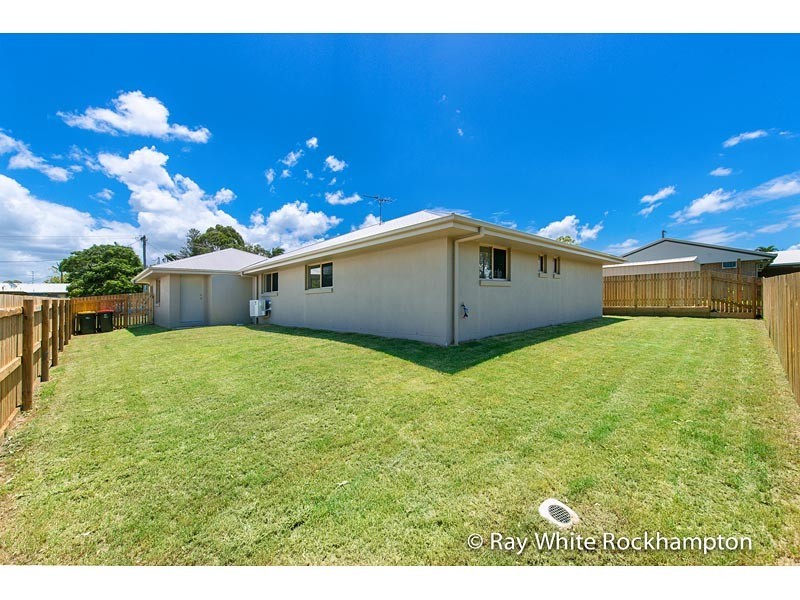 40 Brosnan Crescent, Parkhurst QLD 4702