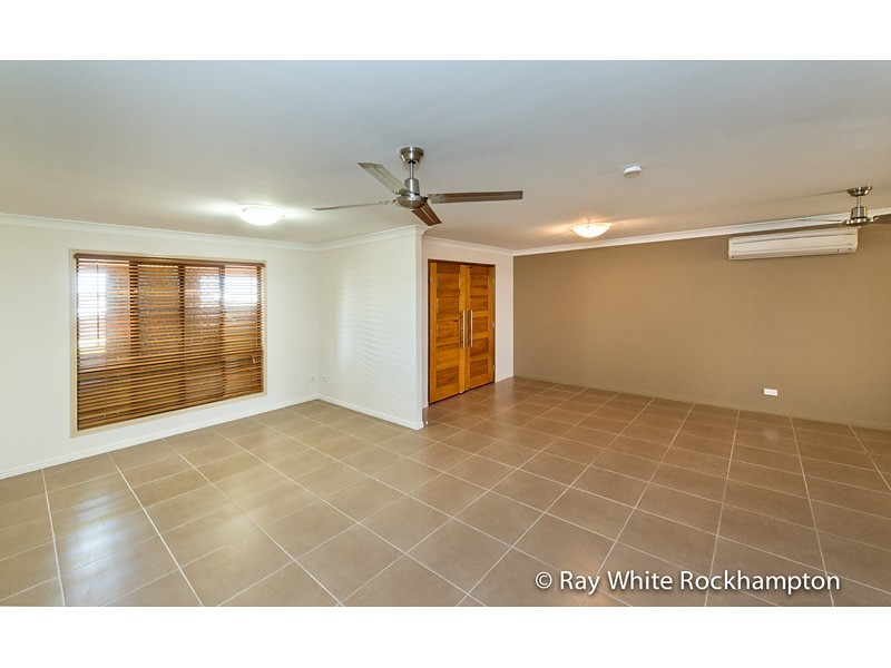 16 Mitchell Court, Gracemere QLD 4702