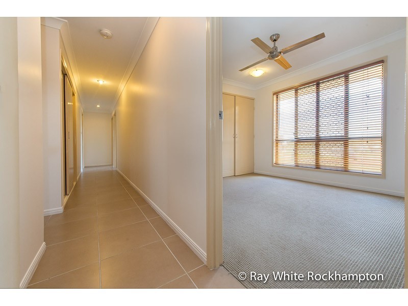 16 Mitchell Court, Gracemere QLD 4702