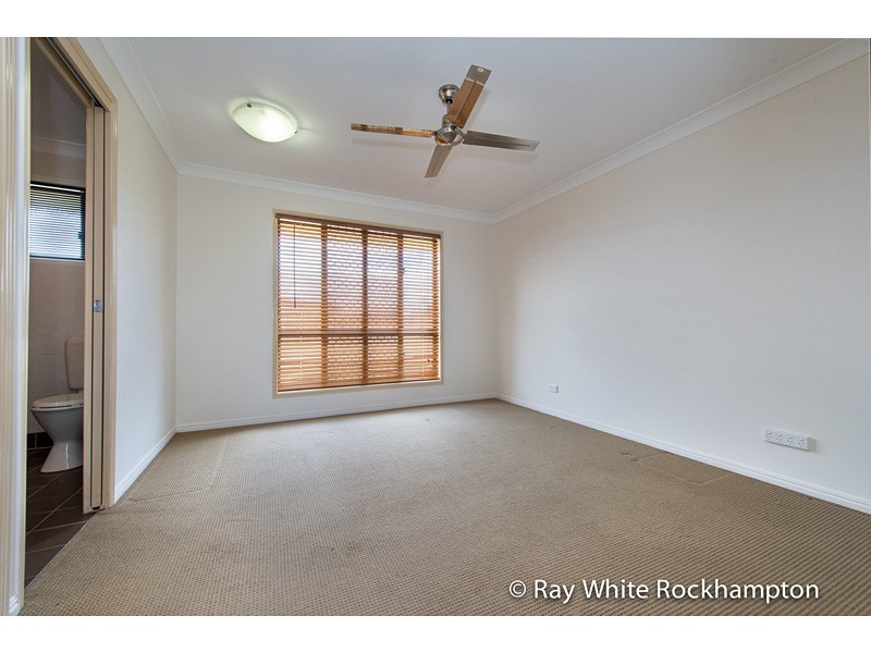 16 Mitchell Court, Gracemere QLD 4702