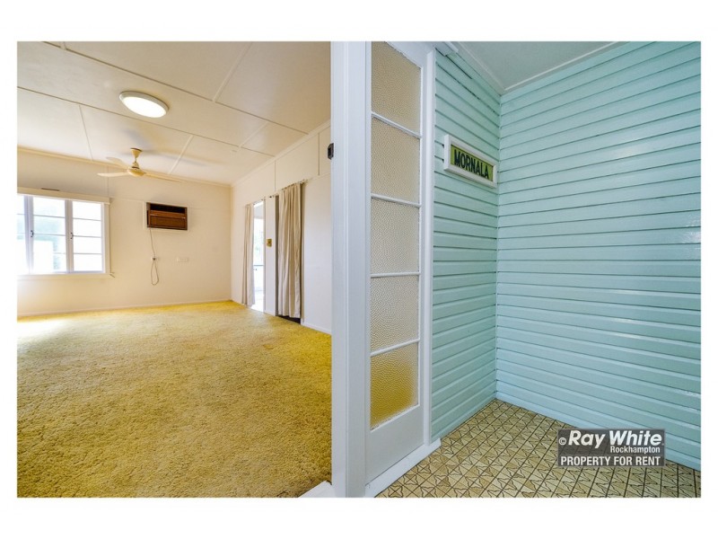 11 Thackeray Street, Park Avenue QLD 4701