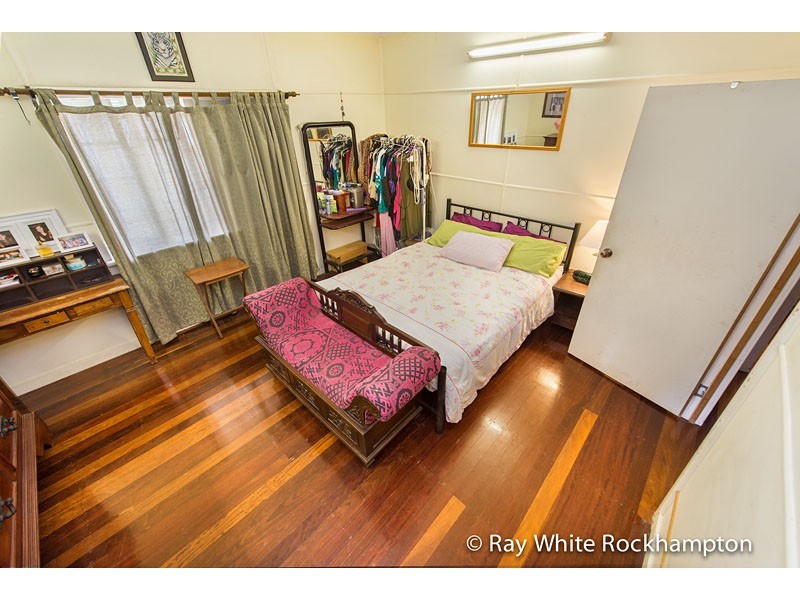 274 Upper Dawson Road, The Range QLD 4700