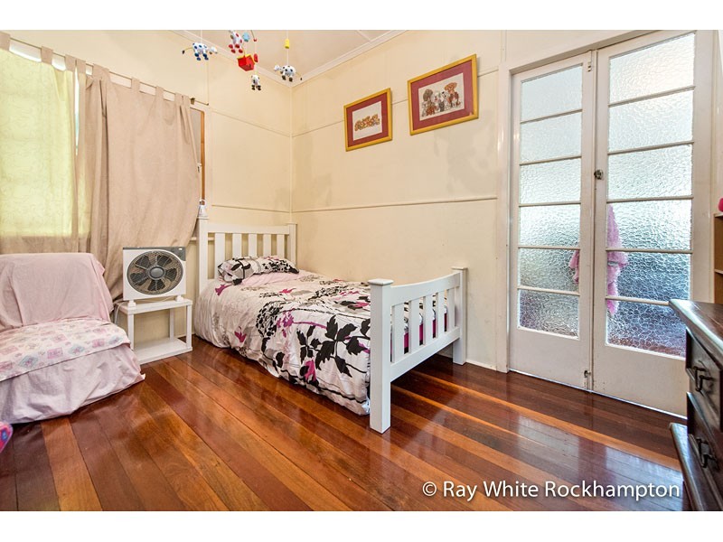 274 Upper Dawson Road, The Range QLD 4700