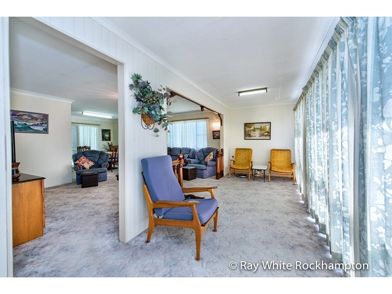 23 Kerr Street, Park Avenue QLD 4701