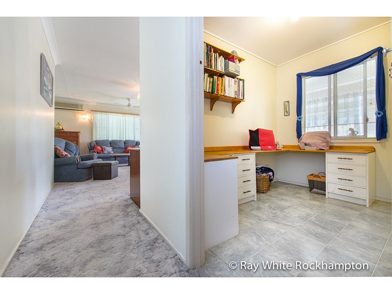 23 Kerr Street, Park Avenue QLD 4701