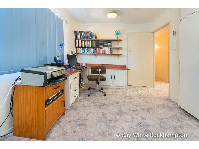 23 Kerr Street, Park Avenue QLD 4701