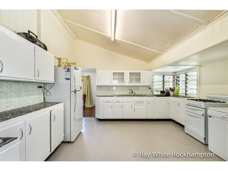 139 Thozet Road, Koongal QLD 4701