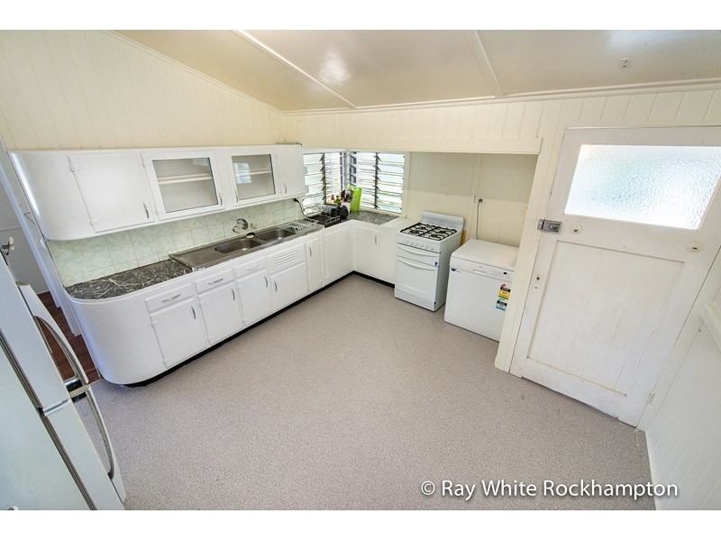 139 Thozet Road, Koongal QLD 4701