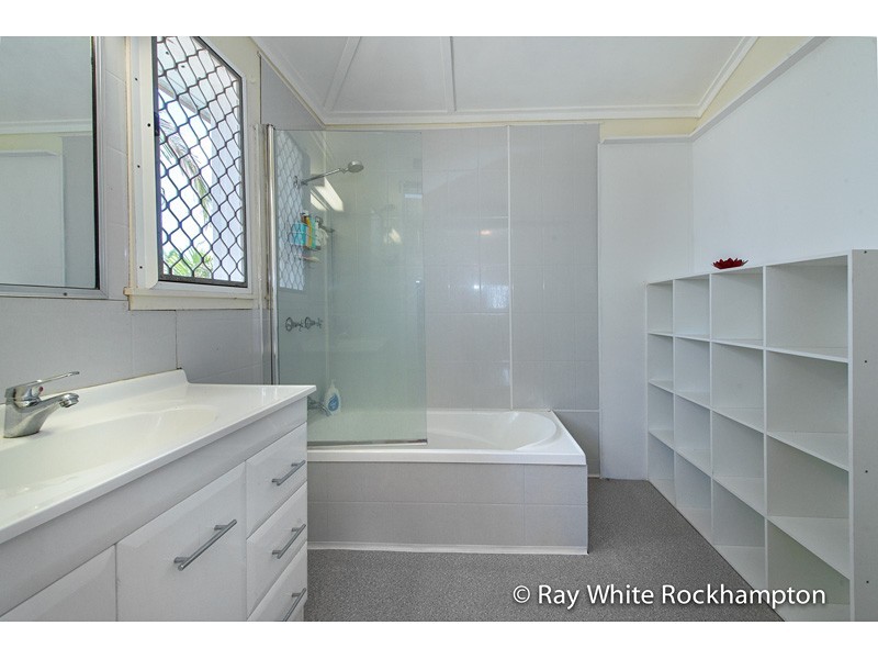 139 Thozet Road, Koongal QLD 4701