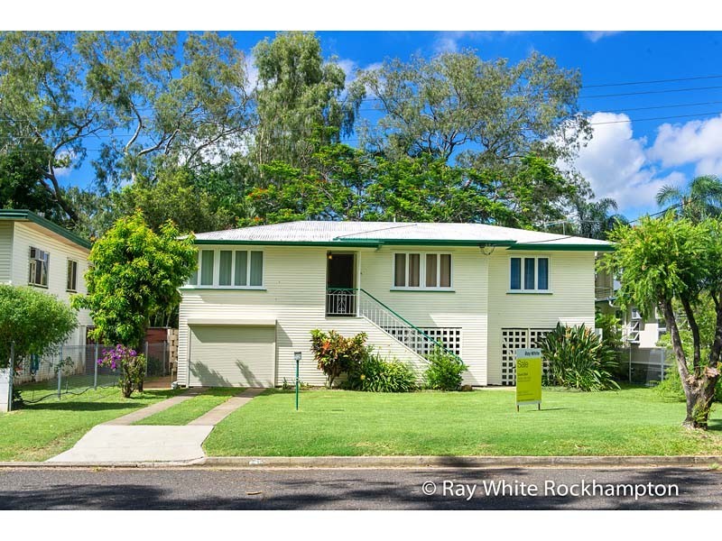 208 High Street, Berserker QLD 4701