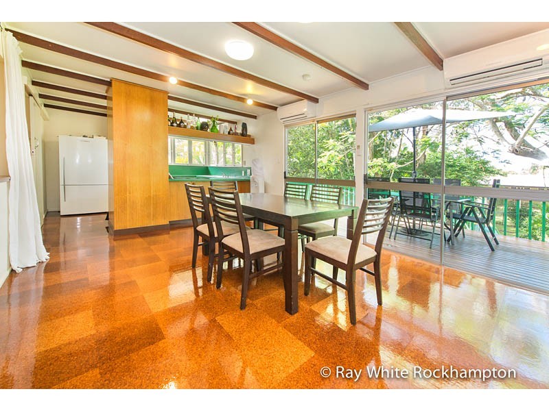 208 High Street, Berserker QLD 4701