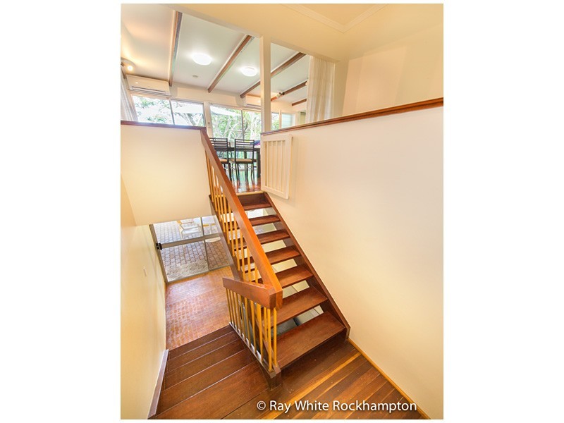 208 High Street, Berserker QLD 4701