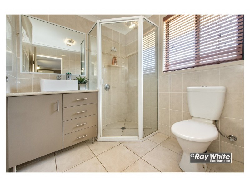 6 Connemara Drive, Kawana QLD 4701