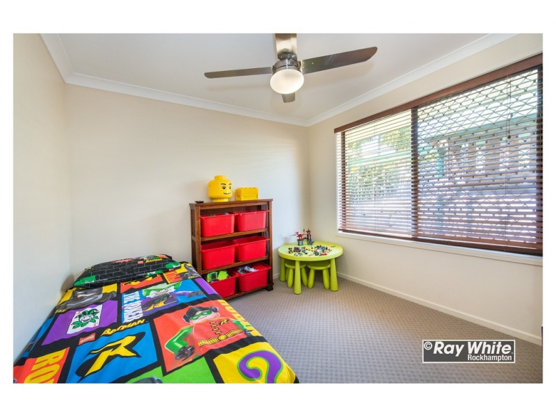 6 Connemara Drive, Kawana QLD 4701